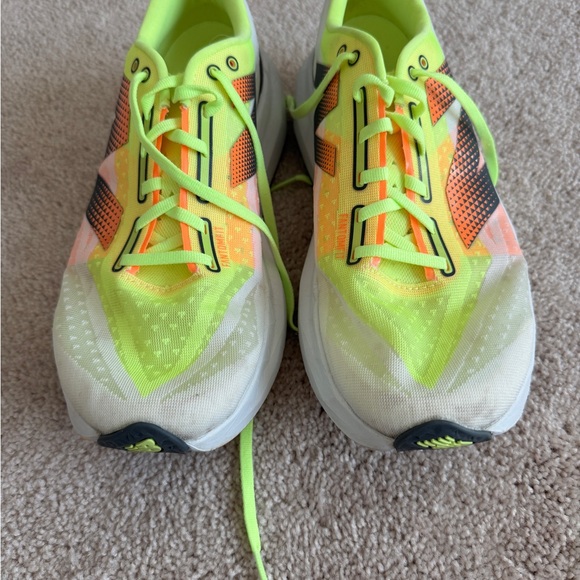 New Balance rebel fuelcell - Picture 3 of 5